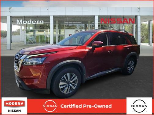 2023 Nissan Pathfinder SL