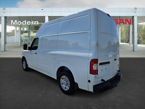 2021 Nissan NV Cargo NV2500 HD SV V6/SV V8
