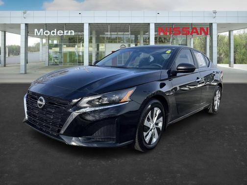 2025 Nissan Altima S