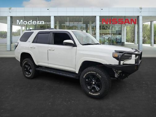 2021 Toyota 4Runner SR5