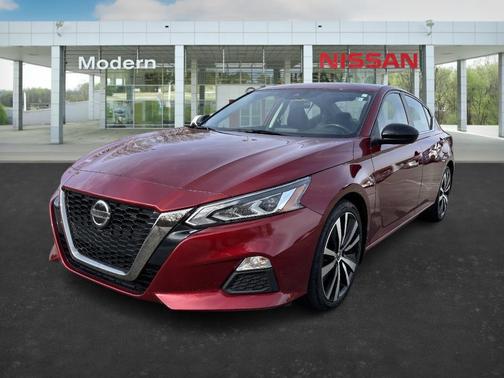 2022 Nissan Altima 2.5 SR