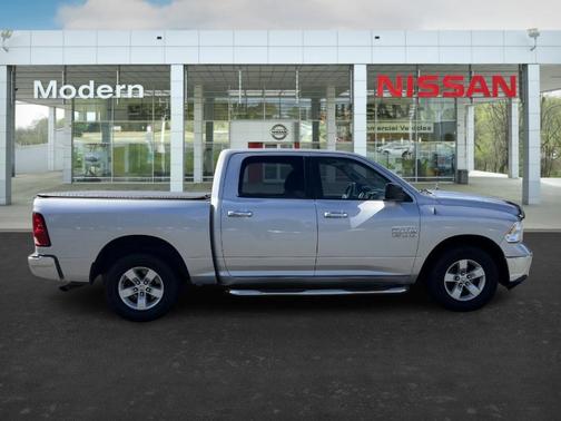 2013 RAM 1500 SLT