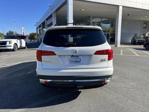 2017 Honda Pilot Elite