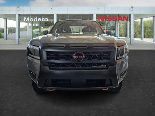 2026 Nissan Frontier PRO-4X w/R Package