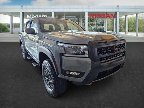 2026 Nissan Frontier PRO-4X w/R Package