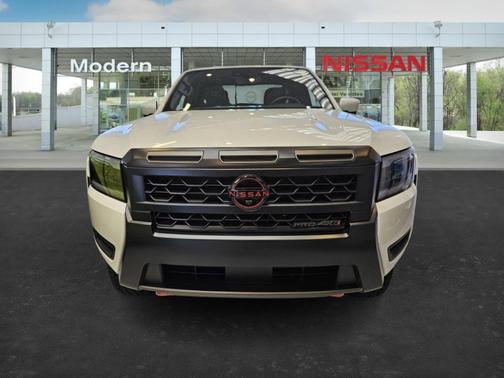 2026 Nissan Frontier PRO-4X w/R Package