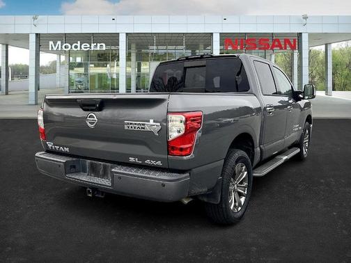 2019 Nissan Titan SL