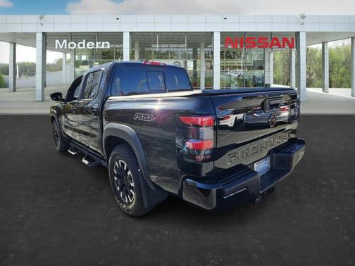 2022 Nissan Frontier PRO-X
