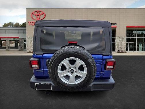2019 Jeep Wrangler Sport