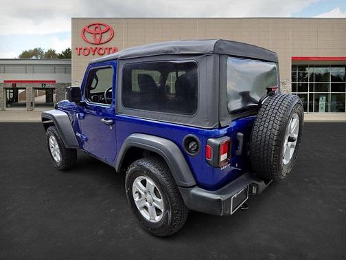 2019 Jeep Wrangler Sport