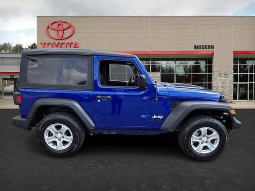 2019 Jeep Wrangler Sport