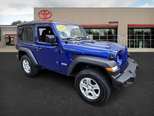 2019 Jeep Wrangler Sport