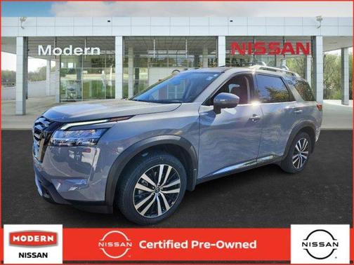 2024 Nissan Pathfinder Platinum