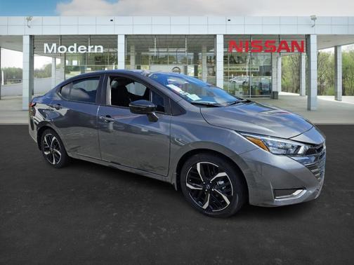 2025 Nissan Versa 1.6 SR