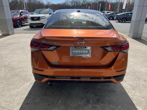2025 Nissan Sentra SR