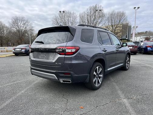 2023 Honda Pilot Elite