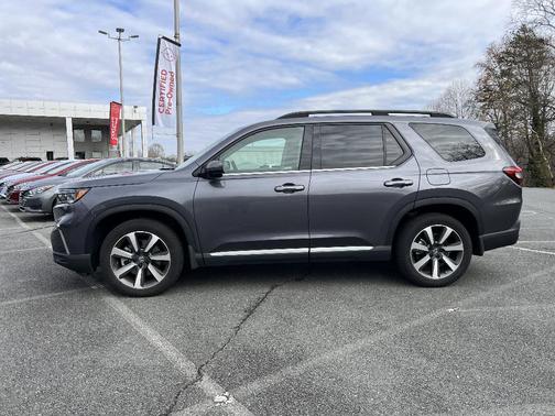 2023 Honda Pilot Elite