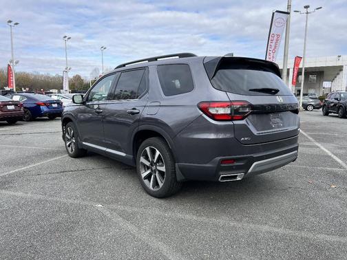 2023 Honda Pilot Elite