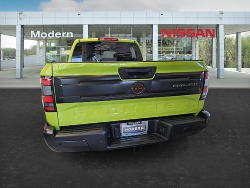 2026 Nissan Frontier PRO-4X w/R Package