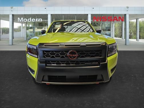 2026 Nissan Frontier PRO-4X w/R Package