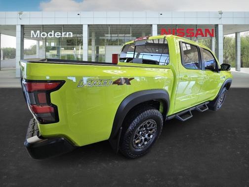 2026 Nissan Frontier PRO-4X w/R Package