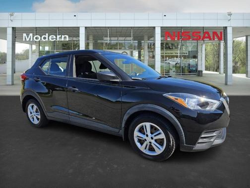 2020 Nissan Kicks S