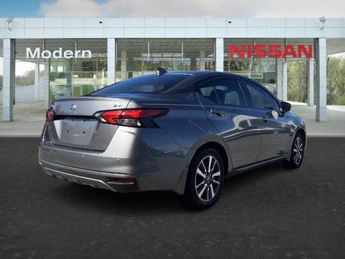 2021 Nissan Versa 1.6 SV