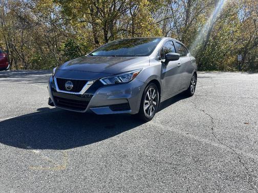 2021 Nissan Versa 1.6 SV
