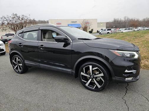 2021 Nissan Rogue Sport SL