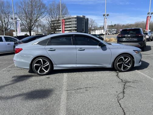 2022 Honda Accord Sport SE