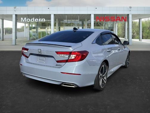 2022 Honda Accord Sport SE