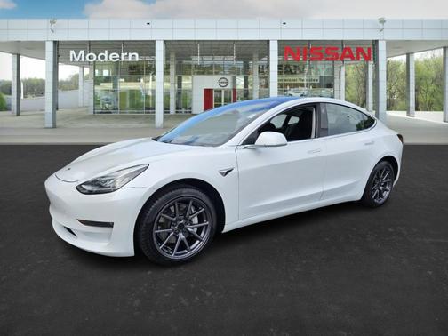 2019 Tesla Model 3 Mid Range