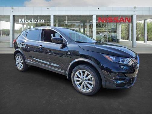 2022 Nissan Rogue Sport S
