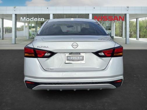 2025 Nissan Altima S