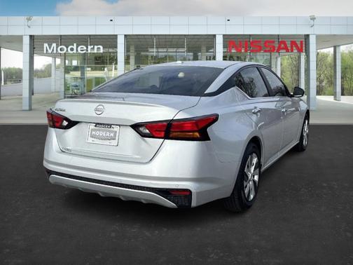 2025 Nissan Altima S