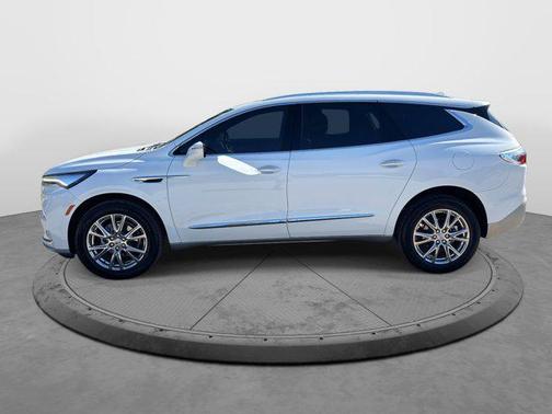 2023 Buick Enclave Essence FWD