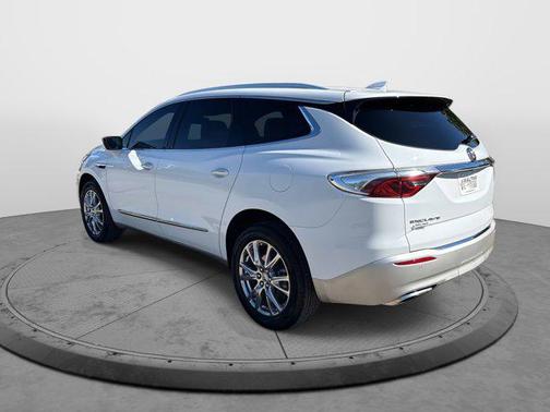 2023 Buick Enclave Essence FWD