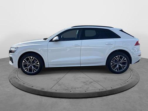 2021 Audi Q8 55 Premium