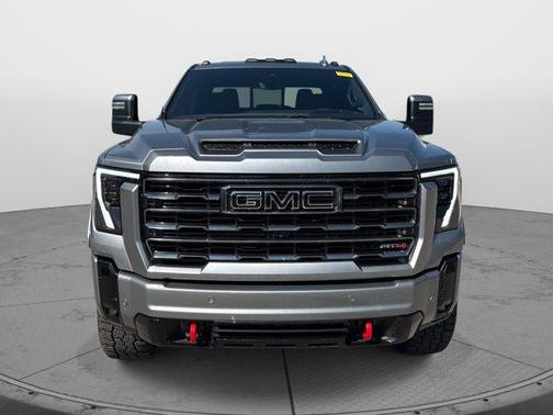 2025 GMC Sierra 2500 AT4
