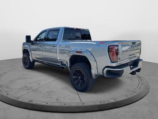 2025 GMC Sierra 2500 AT4