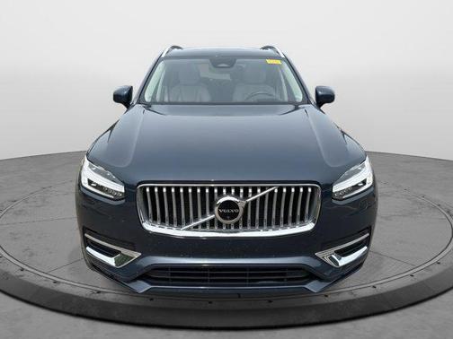 2023 Volvo XC90 B6 Ultimate 6-Seater
