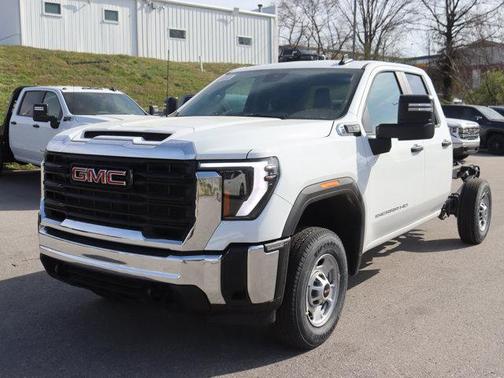2025 GMC Sierra 2500 Base