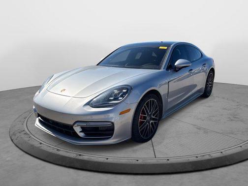 2022 Porsche Panamera 4S