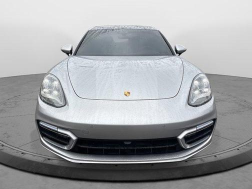 2022 Porsche Panamera 4S