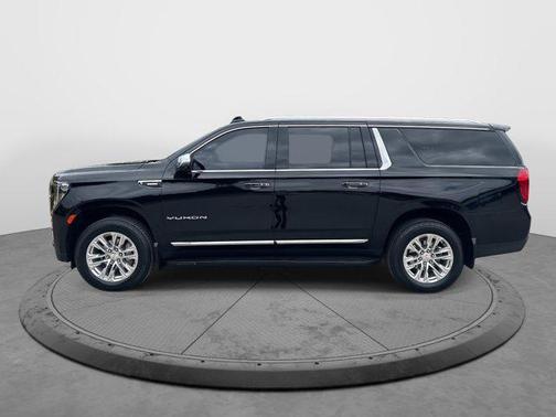 2024 GMC Yukon XL SLT