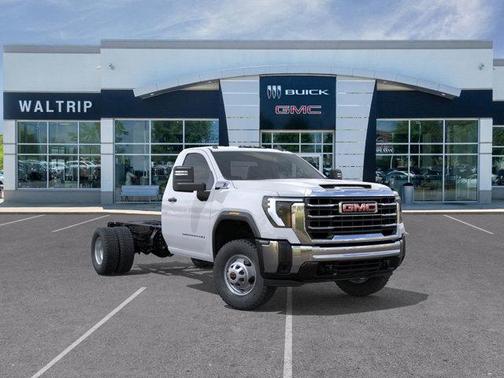 2025 GMC Sierra 3500 Base