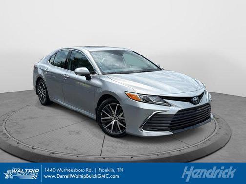 2022 Toyota Camry Hybrid XLE