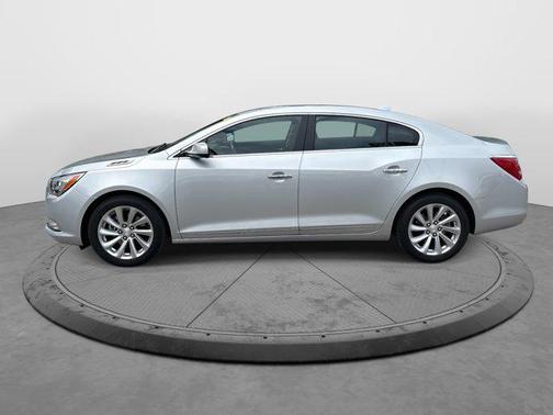 2016 Buick LaCrosse 4dr Sdn Base FWD