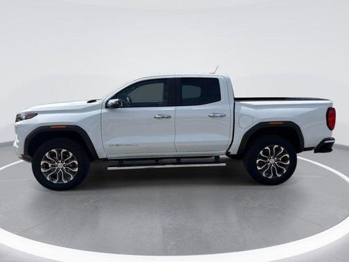 Summit White 2024 GMC Canyon Denali