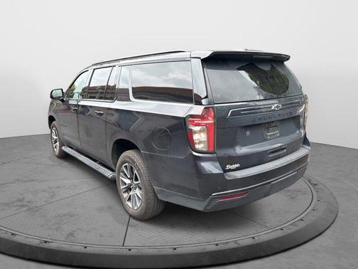 2023 Chevrolet Suburban 4WD Z71